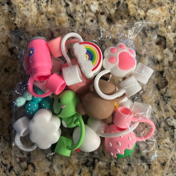 NIP 11 Piece Straw Covers/Toppers - Picture 3 of 3